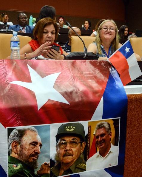 Contin�an debates por la solidaridad en Encuentro Antiimperialista en La Habana